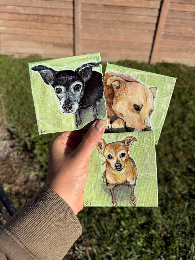 Hand painted CUSTOM PET PORTRAITS 4x4" free mini easel