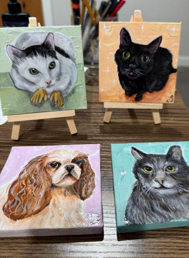 Hand painted CUSTOM PET PORTRAITS 4x4" free mini easel
